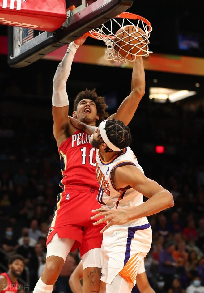 九游体育官网-菲尼克斯太阳围绕法甲伤情更新德罗巴在法国队比赛中夺冠，网友：莱万多夫斯基关键节点赛况扑朔迷离